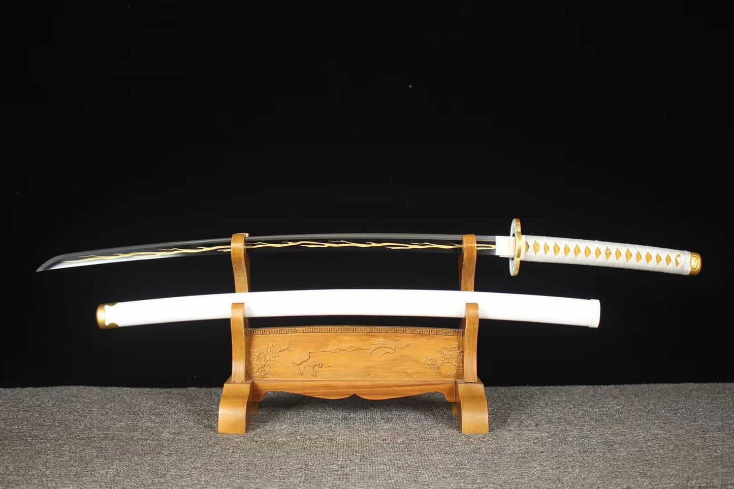 Spada Katana di Zenitsu Agatsuma