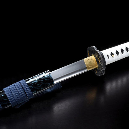 Primo piano dell'impugnatura e dell'avvolgimento della Katana Jin Sakai