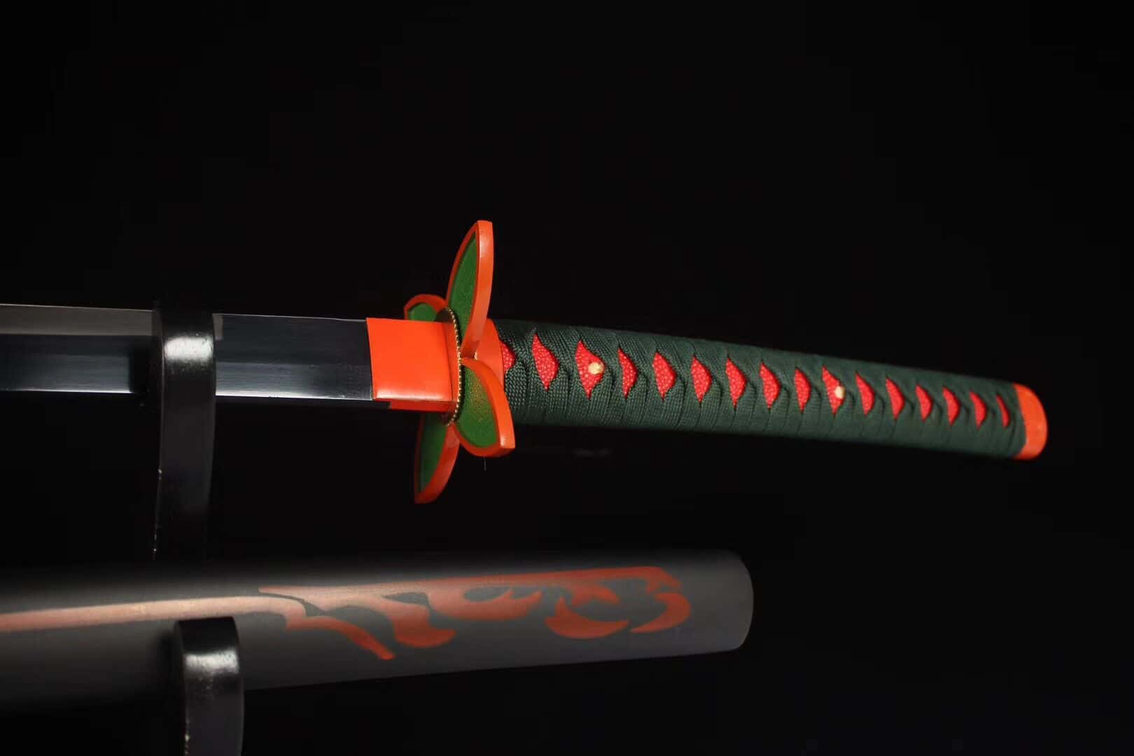 Dettaglio della Katana Shinobu Kocho - edizione Demon Slayer forgiata a mano